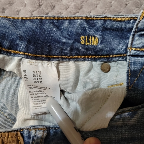 American Eagle 28x32 Slim Flex Jeans - Picture 6 of 6